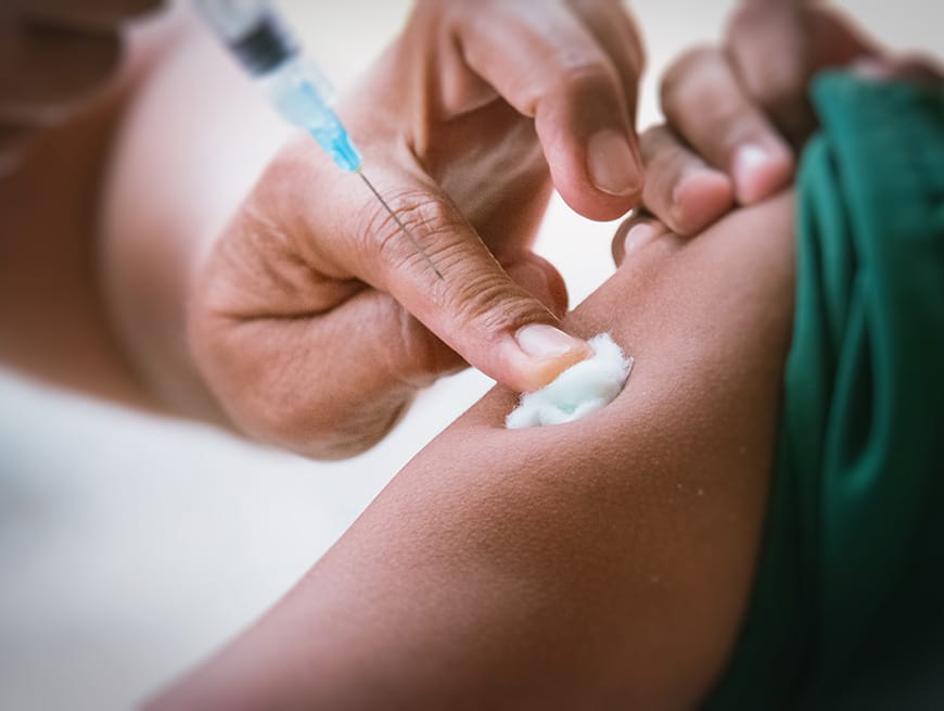 close-up tetanus injectie