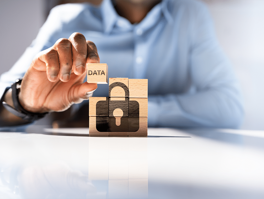 Illustratieve afbeelding blokjes met data erop